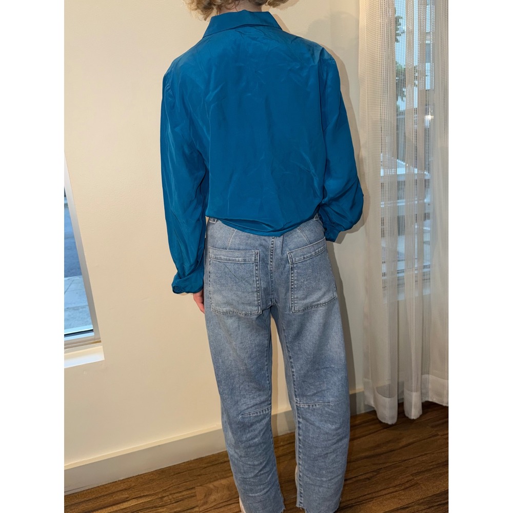 Anne Taylor 100% Silk Blouse Teal Blue Double Pocket Button Down Shirt - Picture 9 of 12